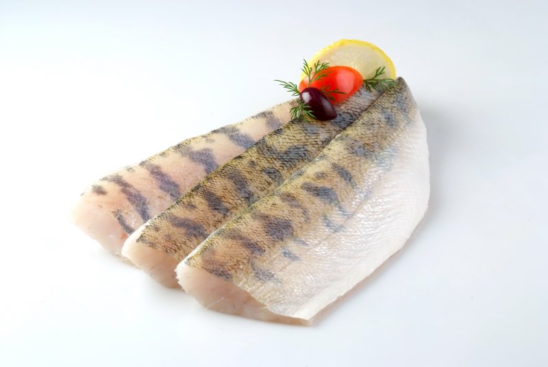 Fogasfilé, bőrös 20% glazúr 3000-500g/db